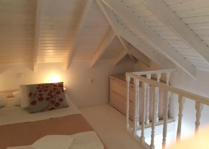 Amalia Harbor * Халки